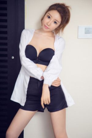 国产极品御姐美女_BD在线观看视频