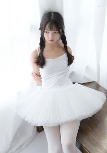 印度国产皮纳卡火箭弹_JVID性感写真