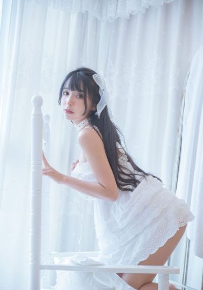 女同学内裤下粉粉嫩嫩的_蓝光韩国电影在线观看