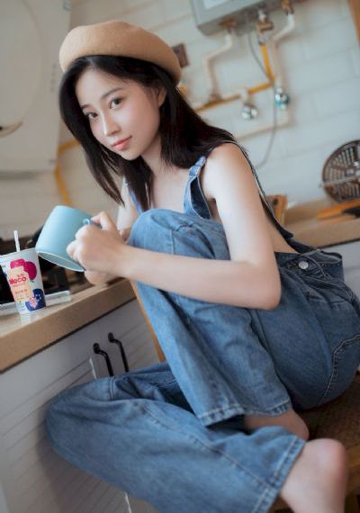 日韩一234卡国色天香_1080P超清免费观看