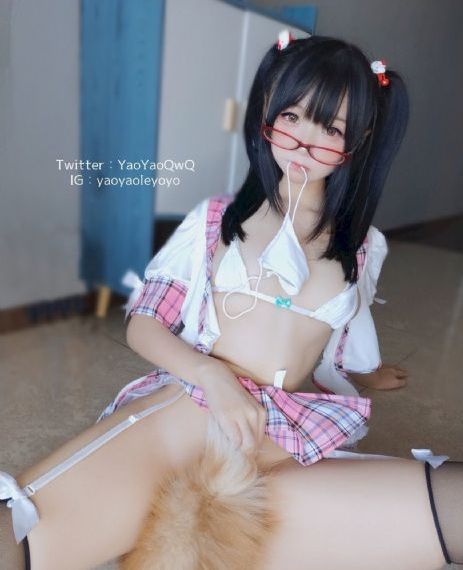 国产精品制服丝袜二区_1080P完整视频观看