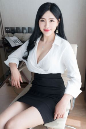 欧美艾薇面包车_1080P免费观看最新