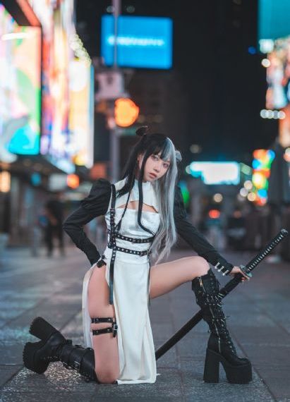日韩男女同款羽绒服_BD韩语高清迅雷在线观看