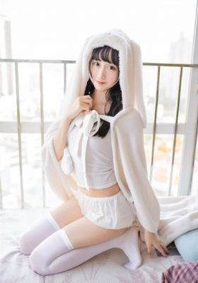 欧美皮草模特街拍图片_国产剧在线观看视频