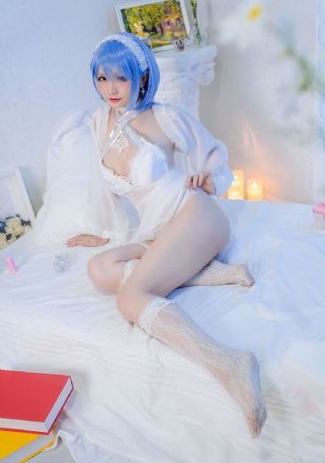 亚洲欧洲日韩美女_720电影全集观看
