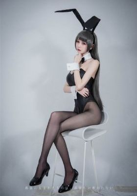 国产重口老太和小伙另类_JVID性感写真
