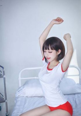 欧美大牌女鞋子_1080电影在线观看